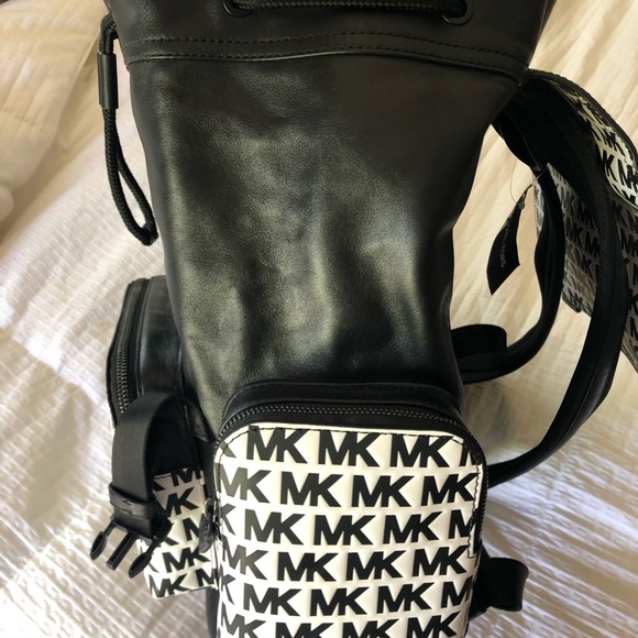 why is it leather main image 7